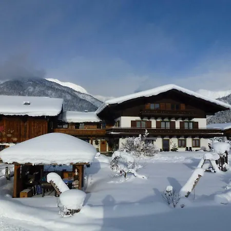 Wiesingbauer 팜스테이 살펠덴암스타이너르넨미어